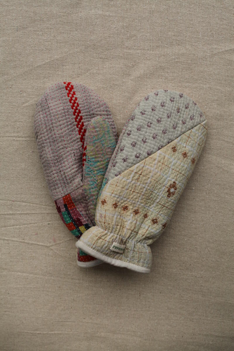 NEW IN • Kantha Mittens