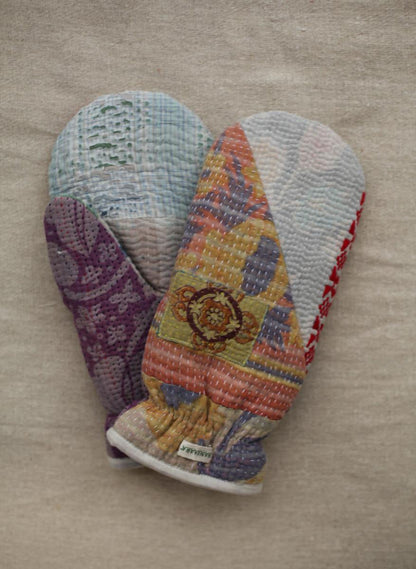 NEW IN • Kantha Mittens