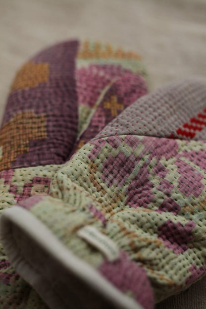 NEW IN • Kantha Mittens