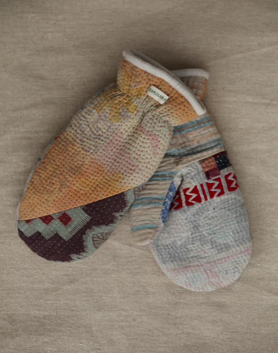 NEW IN • Kantha Mittens