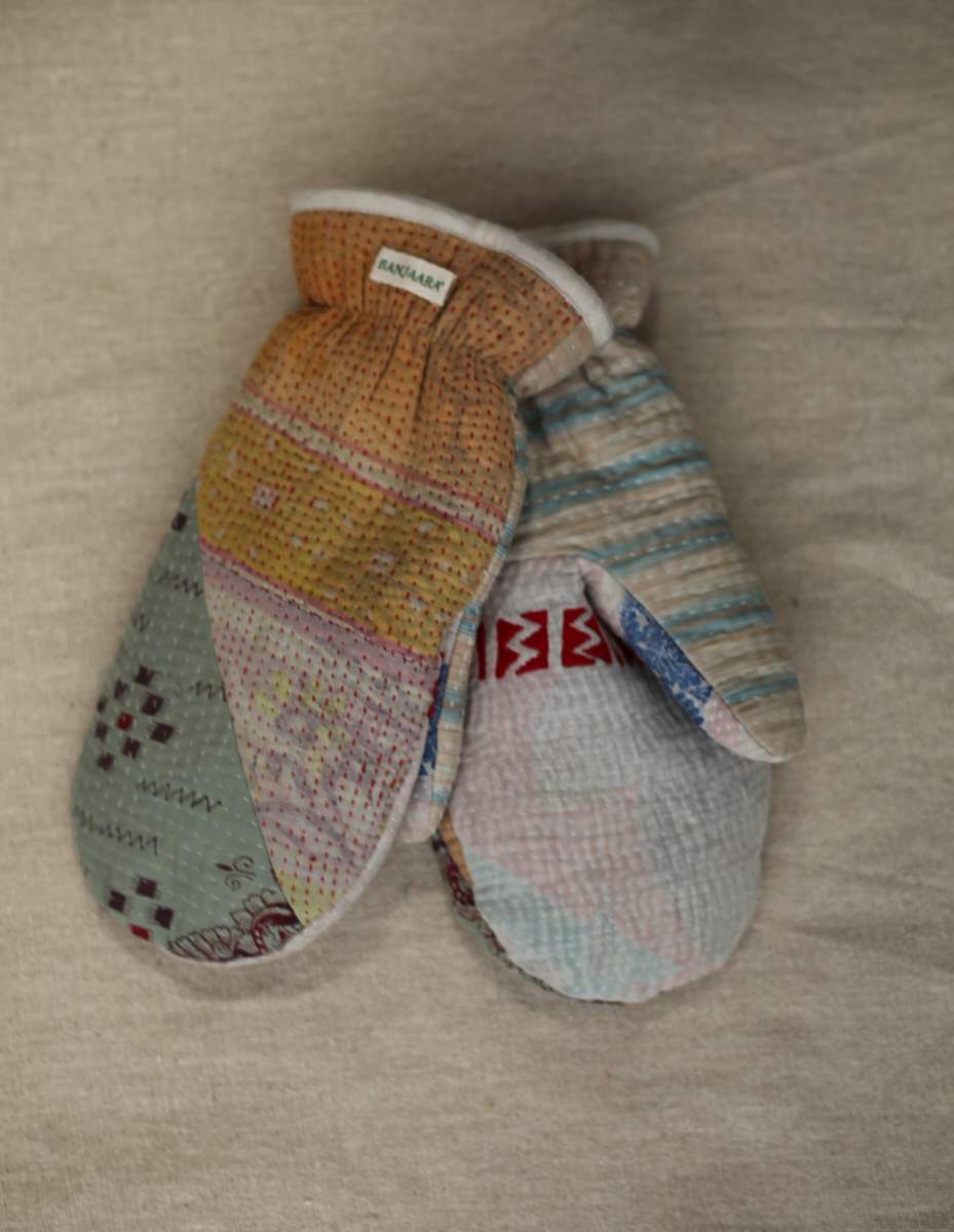 NEW IN • Kantha Mittens