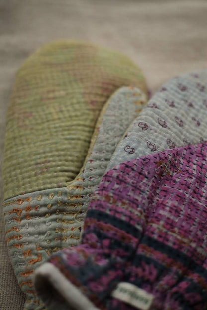 NEW IN • Kantha Mittens